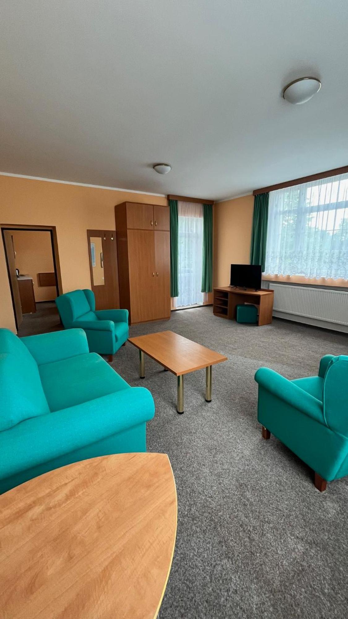 Grandhotel Novy Bor Ngoại thất bức ảnh