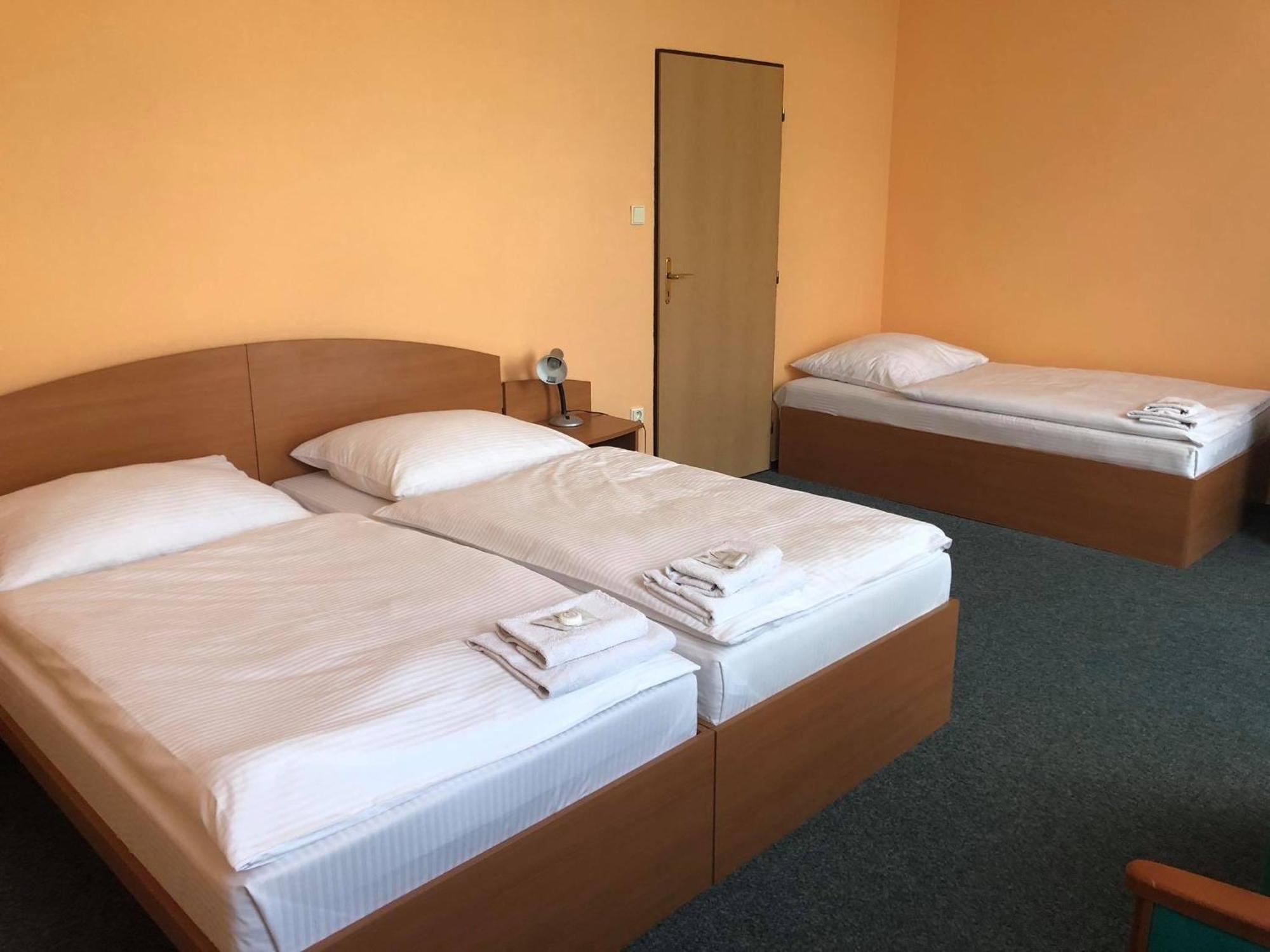 Grandhotel Novy Bor Ngoại thất bức ảnh